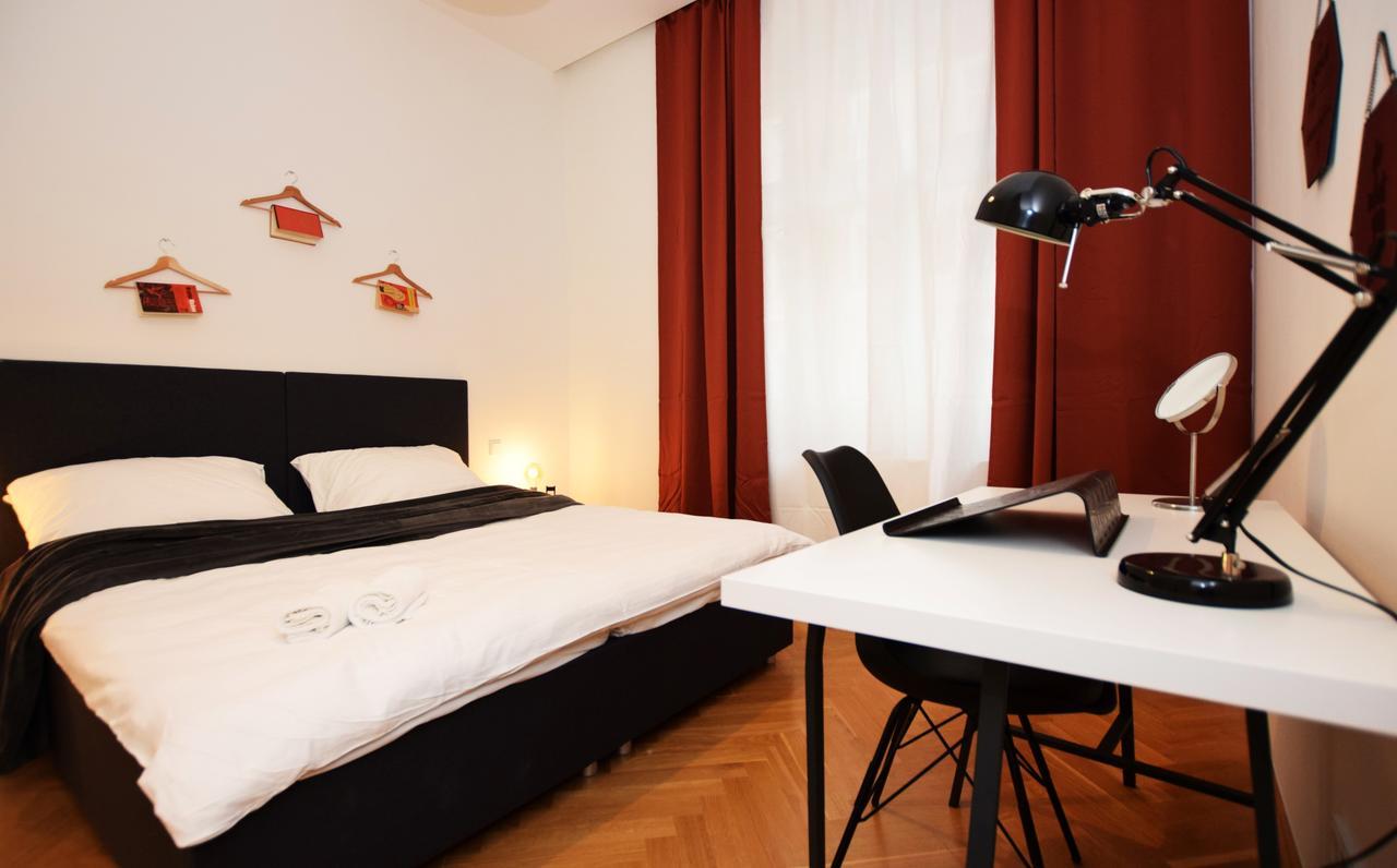 Rehorova Apartments Prága Szoba fotó